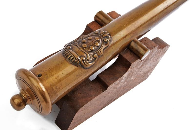 Modello di Cannone con Stemma Mediceo