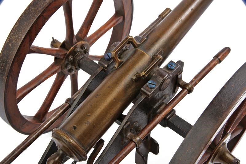 Bel Modello di Cannone
