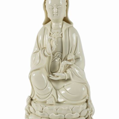 Guanyn in Porcellana Blanc De Chine, Cina Secolo XX
