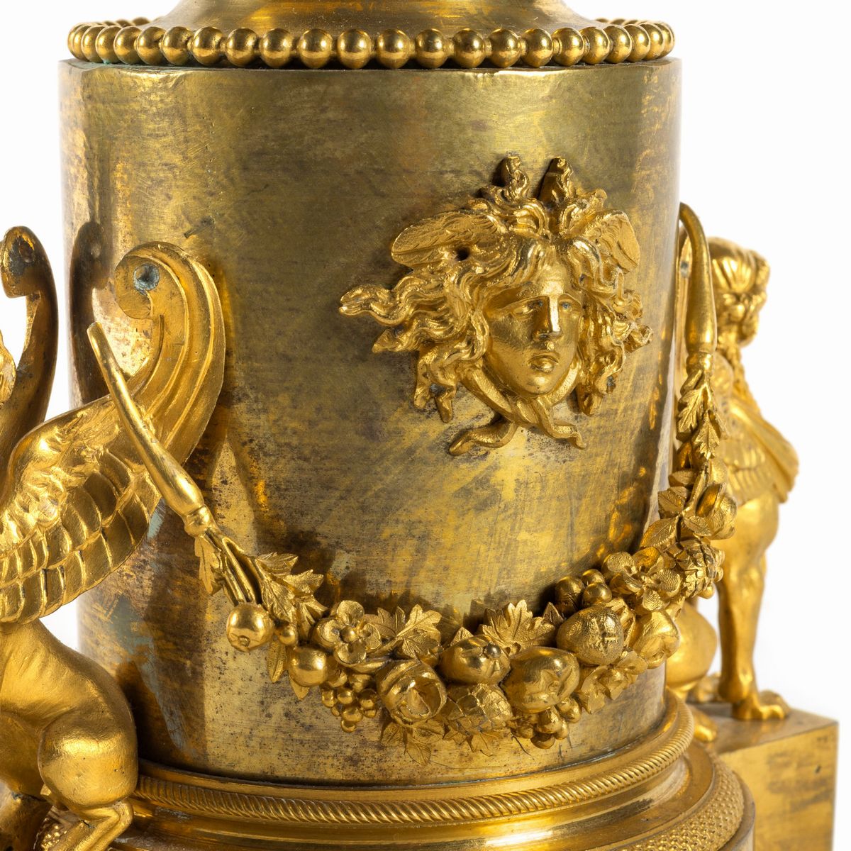 Coppia di Candelieri Impero a Due Braccia in Bronzo Dorato e a Patina Scura con Cariatidi, Franci...