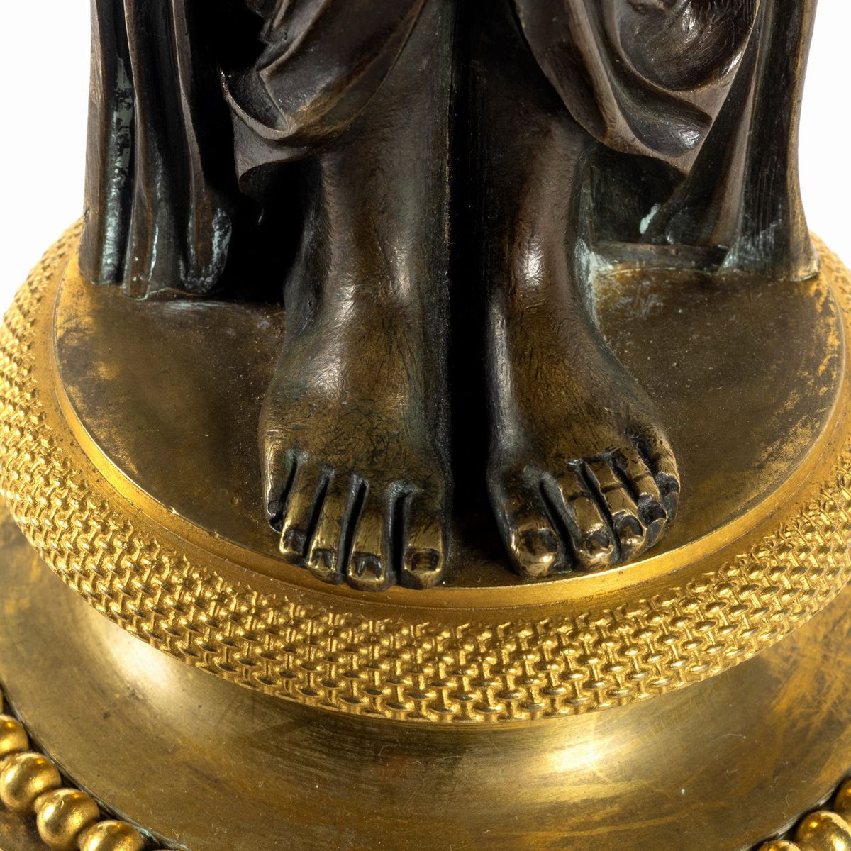 Coppia di Candelieri Impero a Due Braccia in Bronzo Dorato e a Patina Scura con Cariatidi, Franci...