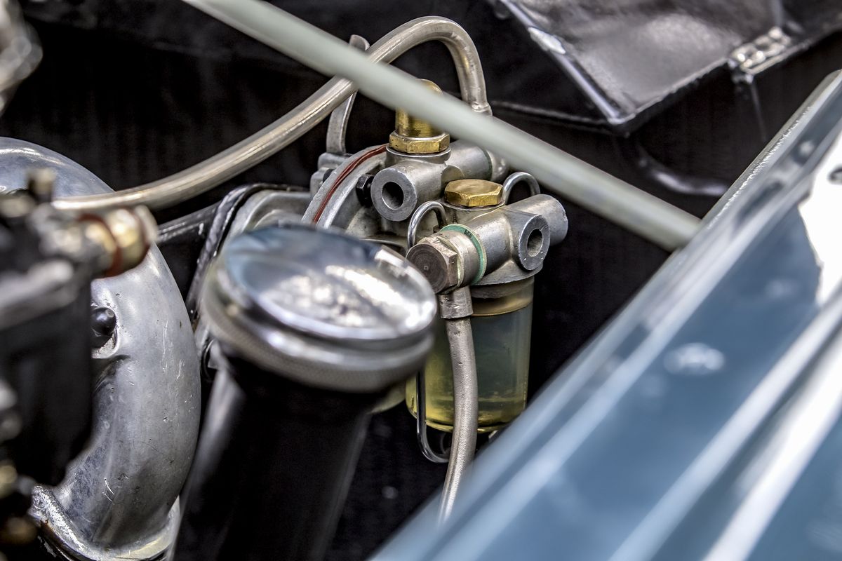 Alfa Romeo 6C 2500 Sport (Pinin Farina)