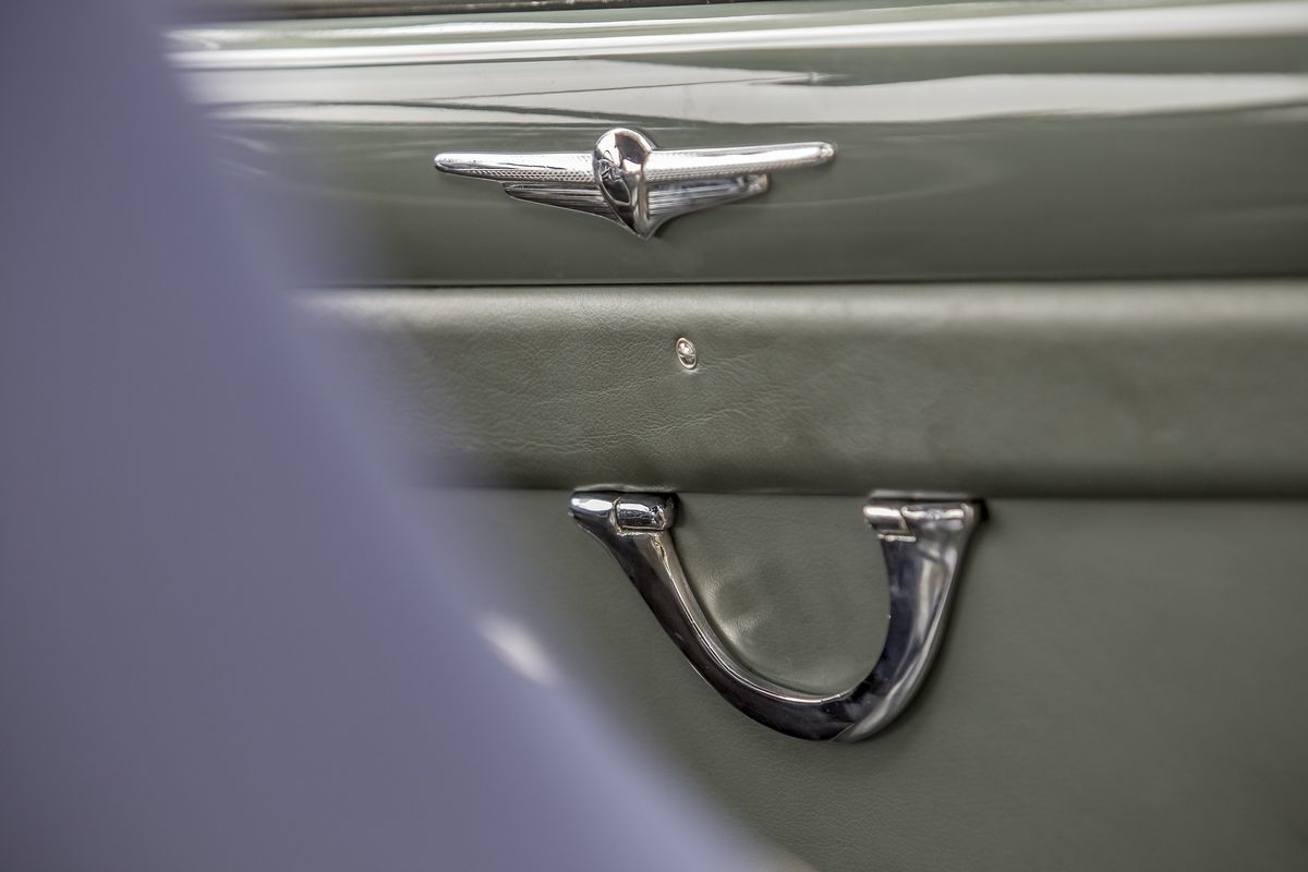 Alfa Romeo 6C 2500 Sport (Pinin Farina)