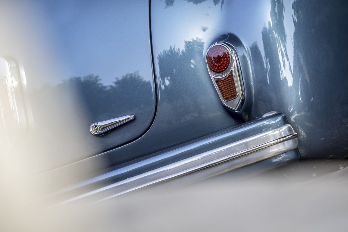 Alfa Romeo 6C 2500 Sport (Pinin Farina)