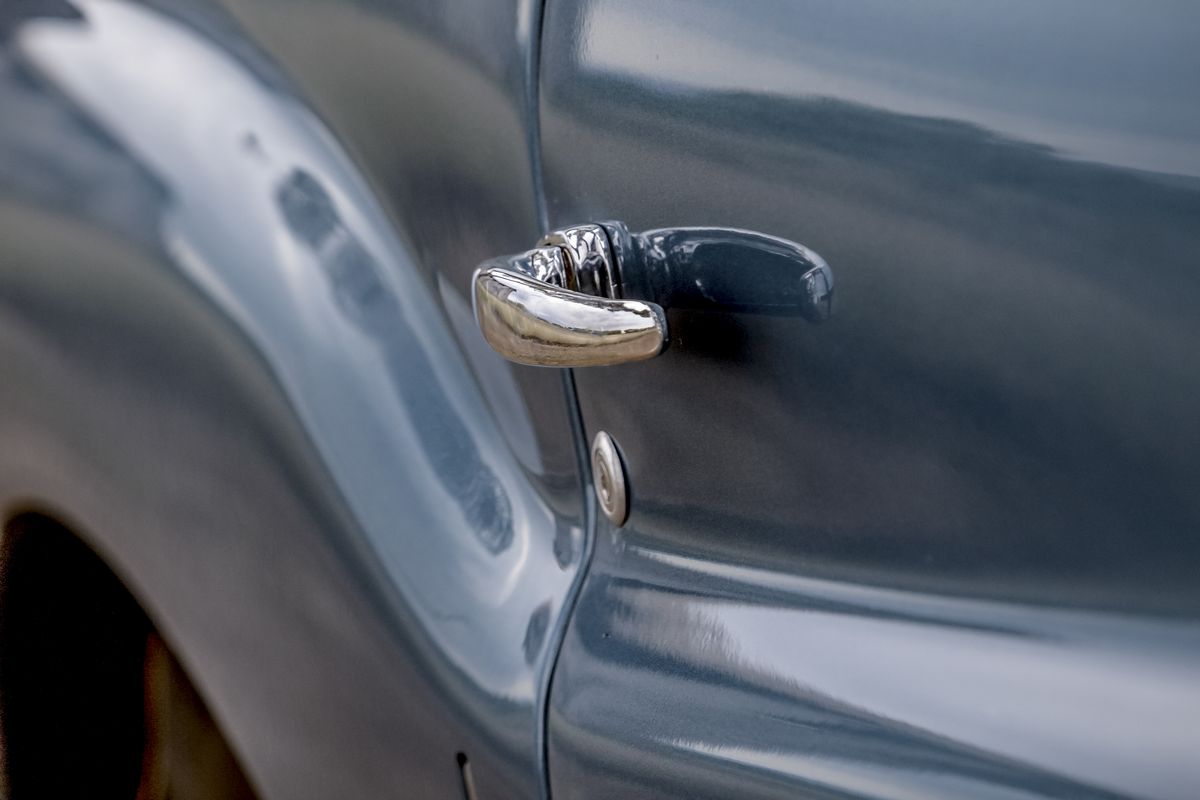 Alfa Romeo 6C 2500 Sport (Pinin Farina)