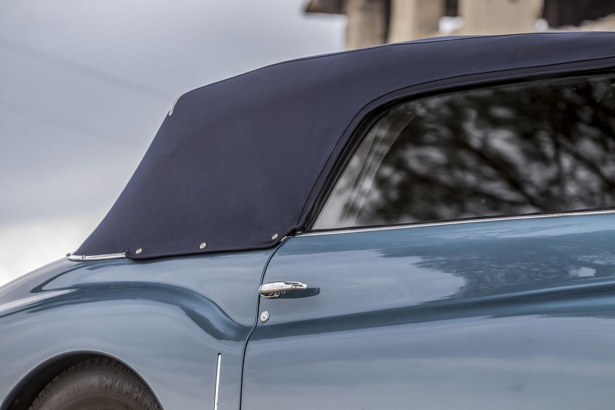 Alfa Romeo 6C 2500 Sport (Pinin Farina)