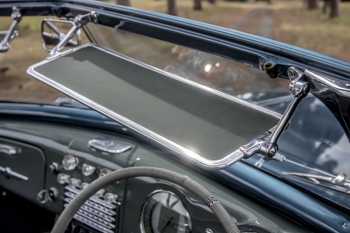 Alfa Romeo 6C 2500 Sport (Pinin Farina)