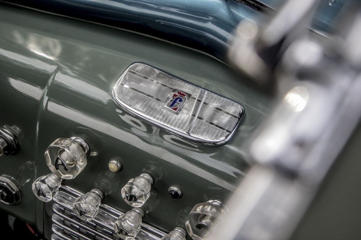 Alfa Romeo 6C 2500 Sport (Pinin Farina)