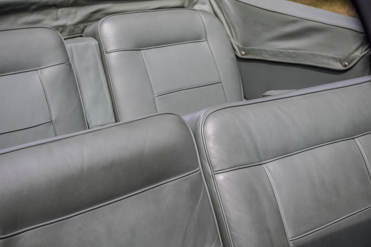 Alfa Romeo 6C 2500 Sport (Pinin Farina)