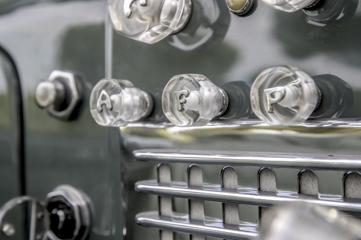 Alfa Romeo 6C 2500 Sport (Pinin Farina)