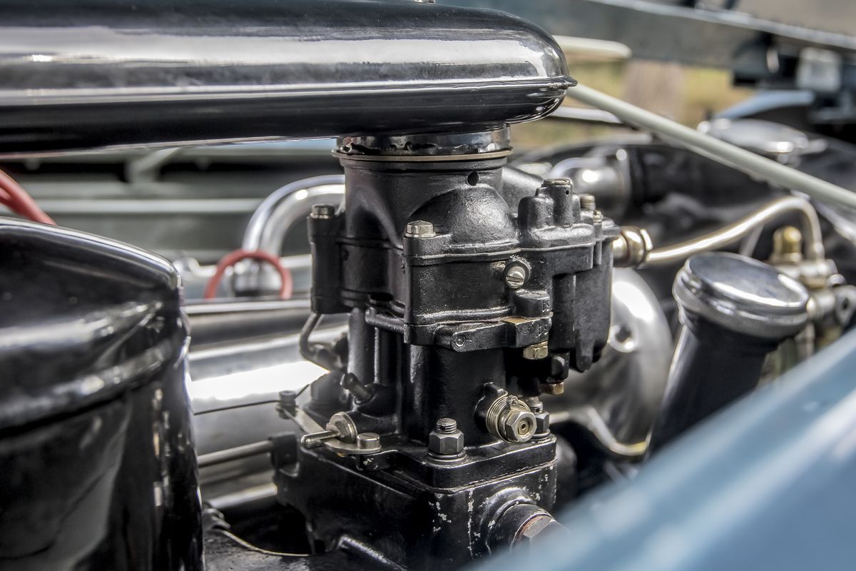 Alfa Romeo 6C 2500 Sport (Pinin Farina)