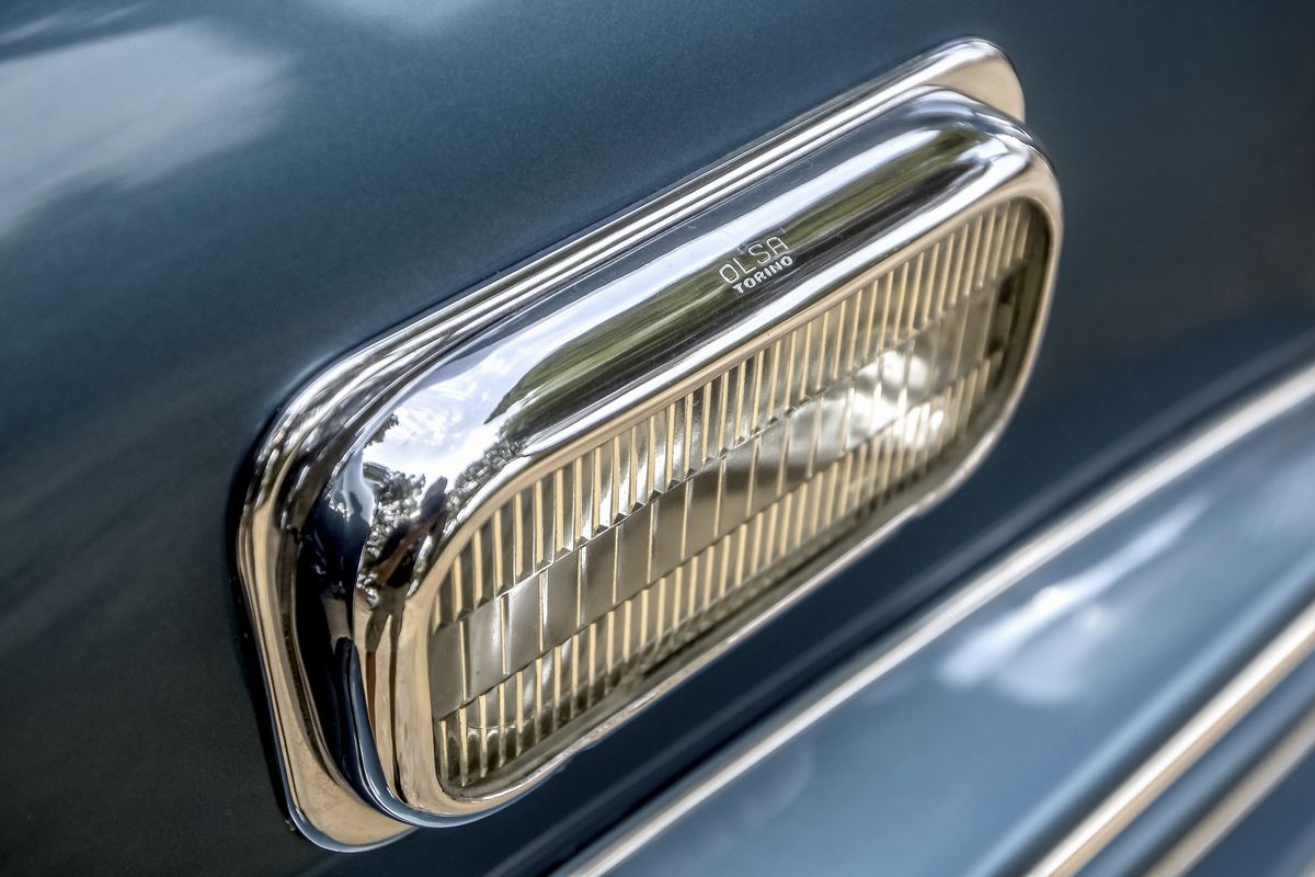 Alfa Romeo 6C 2500 Sport (Pinin Farina)