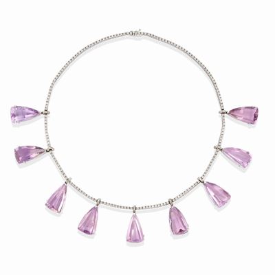 Collana con ametiste e diamanti, oro bianco 18k