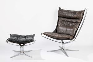 Poltrona e poggiapiedi