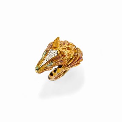 Anello con volpe in oro bicolore 18K, smalto policromo e diamanti
