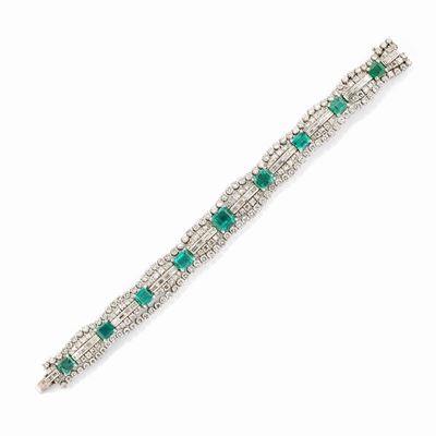 Bracciale in platino con smeraldi e diamanti