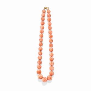  - Collana con corallo