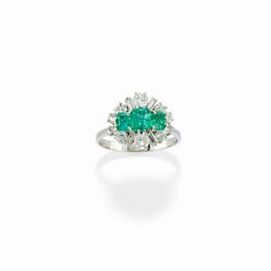  - Anello con smeraldi