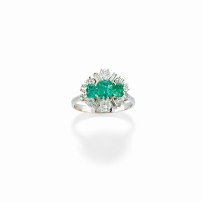 Anello con Smeraldi
