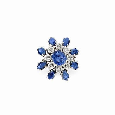 Anello con zaffiri e diamanti in oro bianco 18k