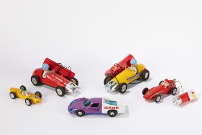 Lotto di 5 modelli di auto giocattolo, plastica, Hong Kong, Anni '60