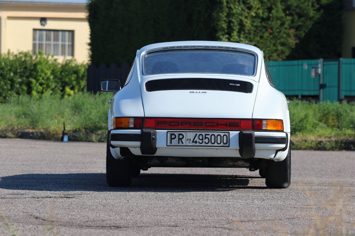 Porsche 911 2.7 S (Porsche)