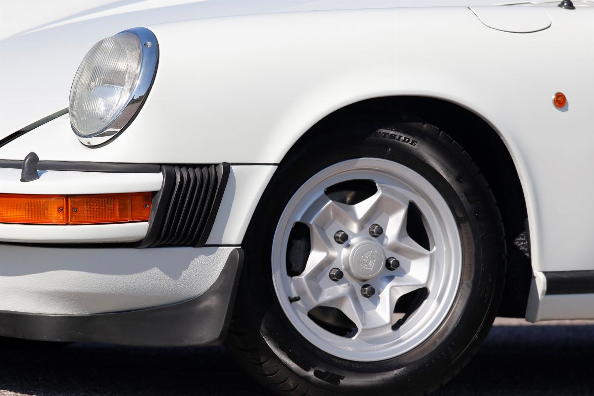 Porsche 911 2.7 S (Porsche)