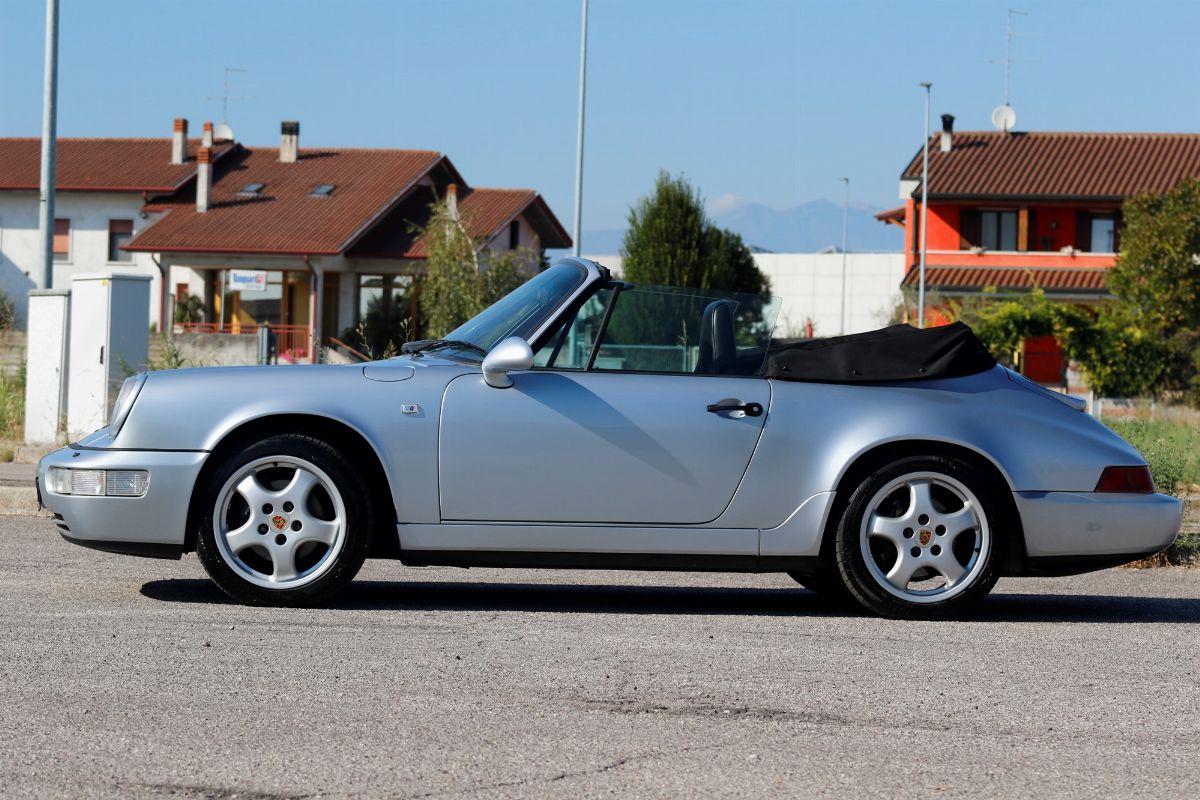 Porsche 964 Carrera 4 Cabriolet (Porsche)