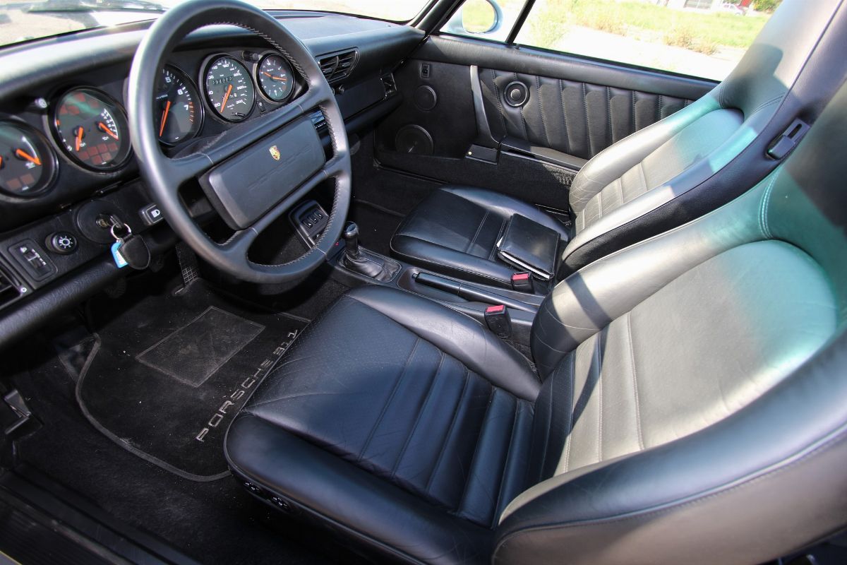 Porsche 964 Carrera 4 Cabriolet (Porsche)