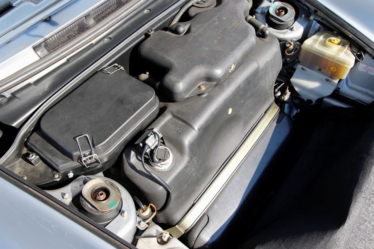 Porsche 964 Carrera 4 Cabriolet (Porsche)