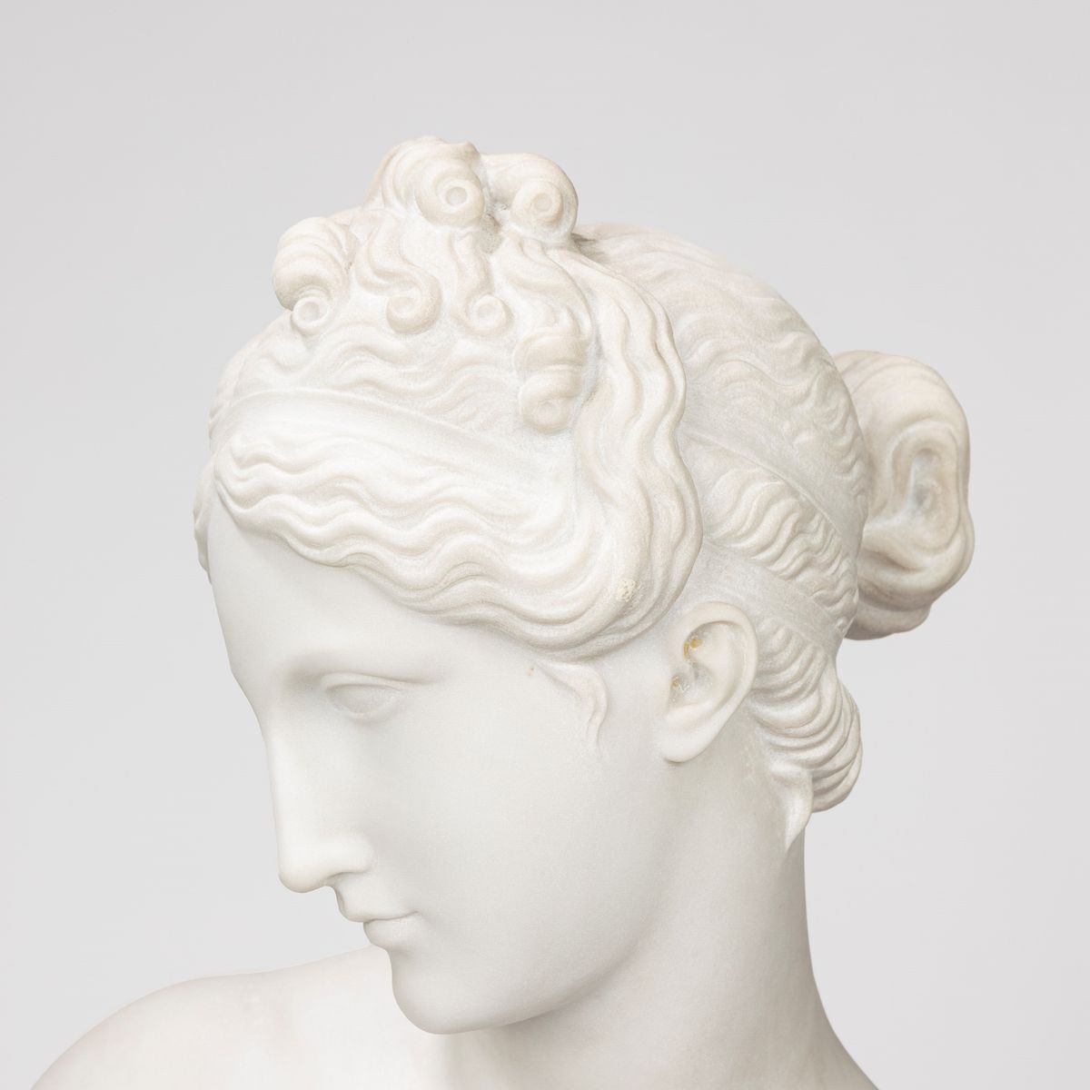 Seguace di Bertel Thorvaldsen (copenaghen 1770 – 1844) - Venere Vincitrice