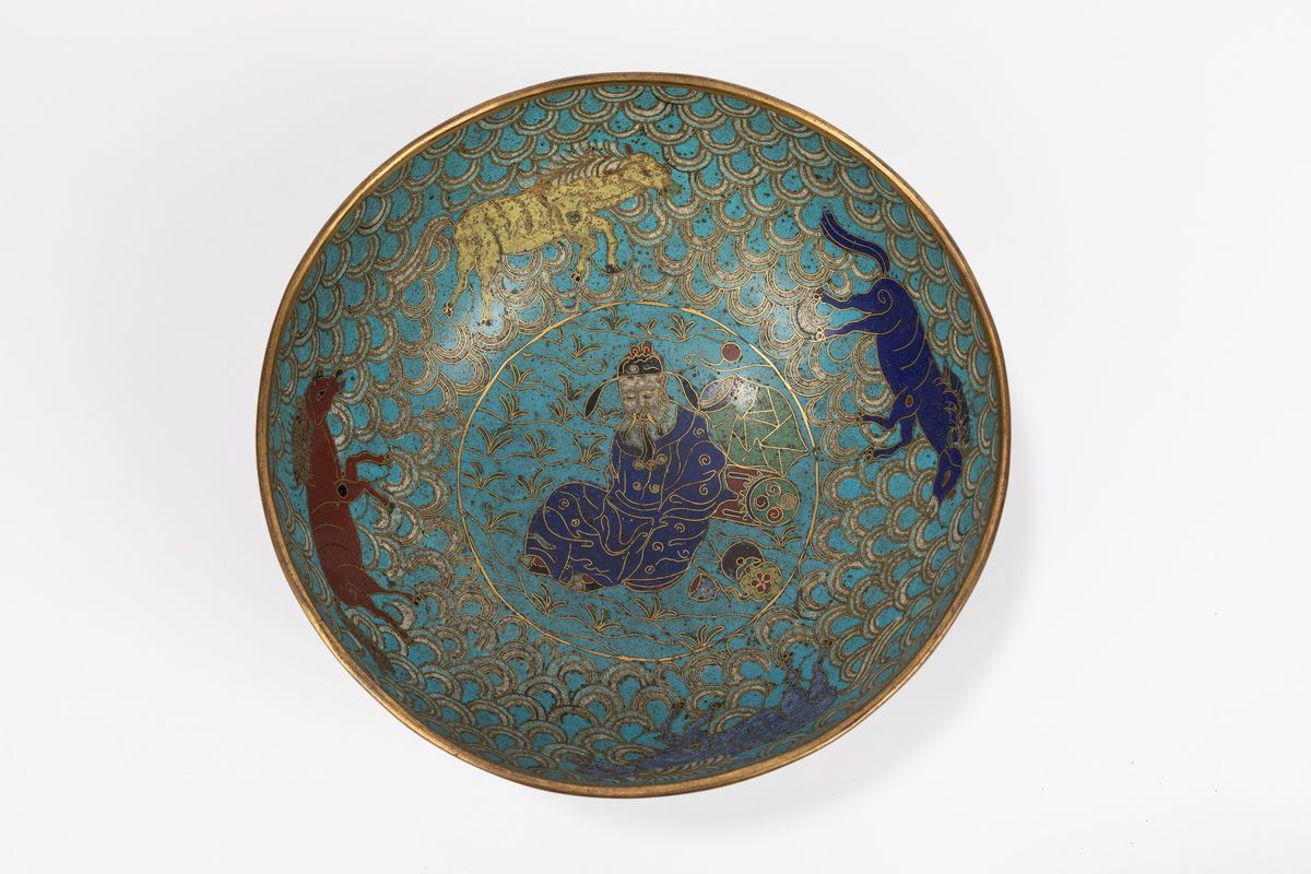 Ciotola in smalto cloisonné, Cina, inizio secolo XIX