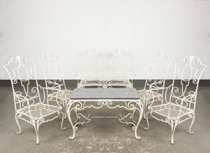 Garden suite in white painted wrought iron