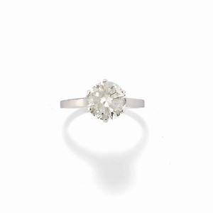 A 18k white gold and diamond ring, with certificate