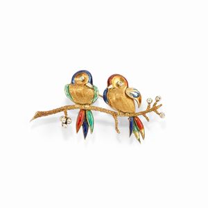 A 18k two-color gold, diamond and enamel brooch, defects