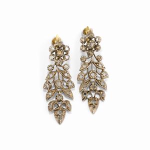 A 18k yellow gold, silver and diamond earrings, 19th Century