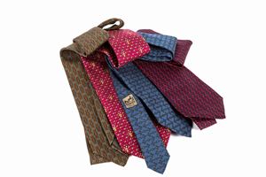 Lotto di quattro cravatte 
