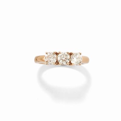 Anello trilogy in oro giallo 18k con diamanti