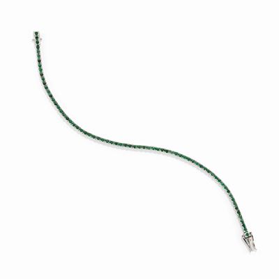 Bracciale tennis in oro bianco 18k con smeraldi, 1,99 ct