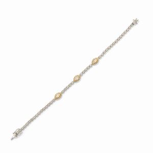 A 18k two-color gold and diamond bracelet