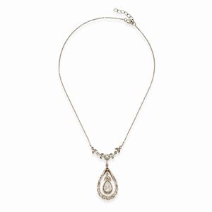  - Collana con diamanti