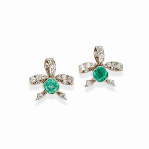 A 18k yellow gold, silver, emerald and diamond earrings, early 20th Century