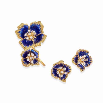 Demi parure in smalto blu, oro giallo 18k e platino, 1960 circa