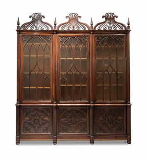 Neo-Gothic style bookcase in mahogany wood. Tuscany/Genoa mid 19th century