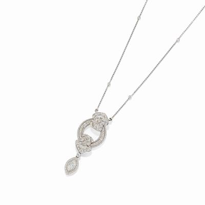 Collana in oro bianco 18k con diamanti taglio navette e huit-huit