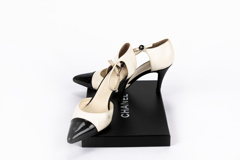 Scarpe on sale chanel aperte