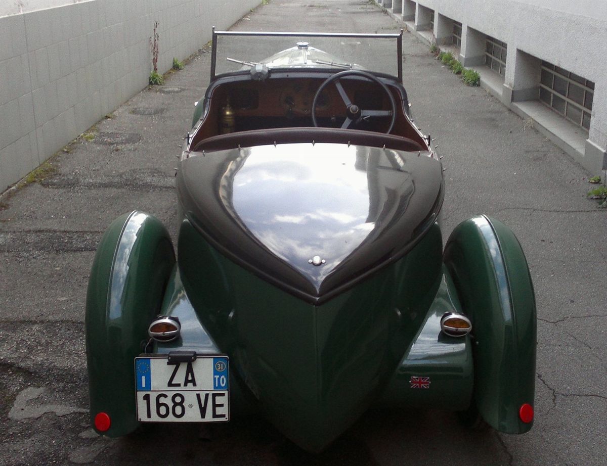 Rover Nizam Sport 10/25 (Carbodies)