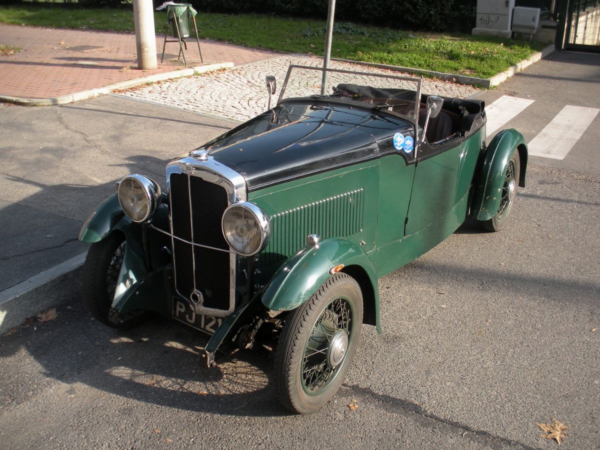 Rover Nizam Sport 10/25 (Carbodies)