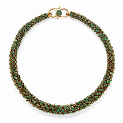 Girocollo in oro giallo 22k con smeraldi cabochon