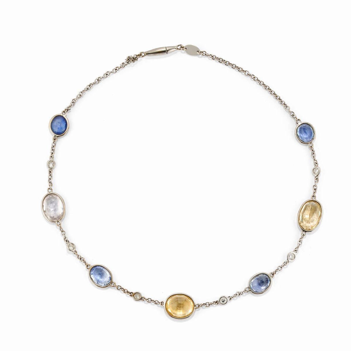 Faraone, Demi parure in oro bianco 18k con zaffiri e diamanti